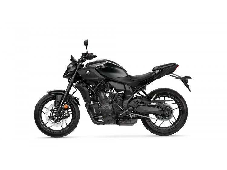 YAMAHA MT-07 TECH BLACK