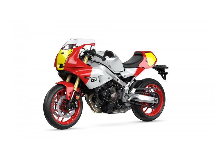 YAMAHA XSR 900 GP LEGEND RED