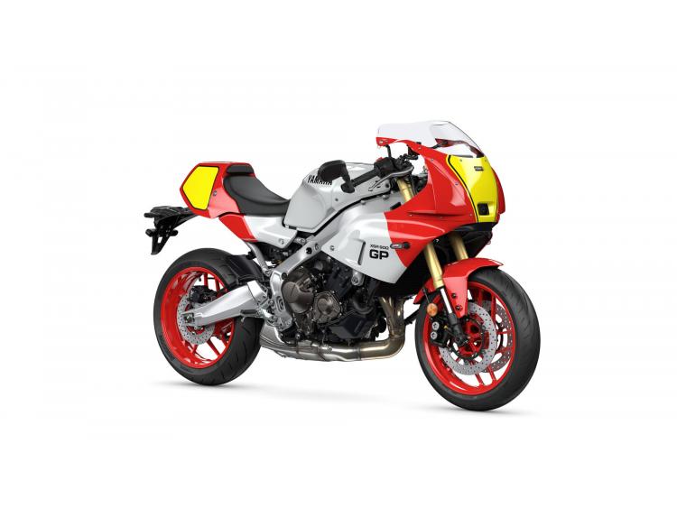 YAMAHA XSR 900 GP LEGEND RED